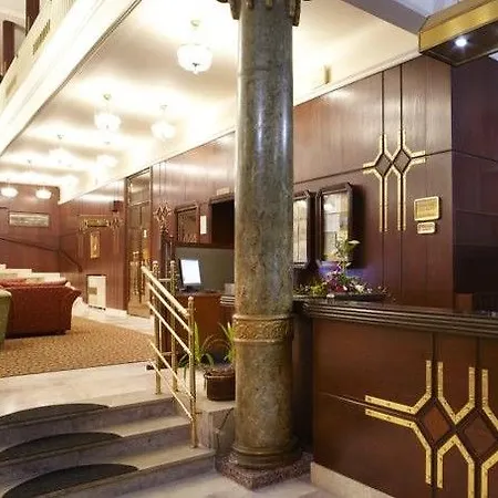 Orea Place 4*